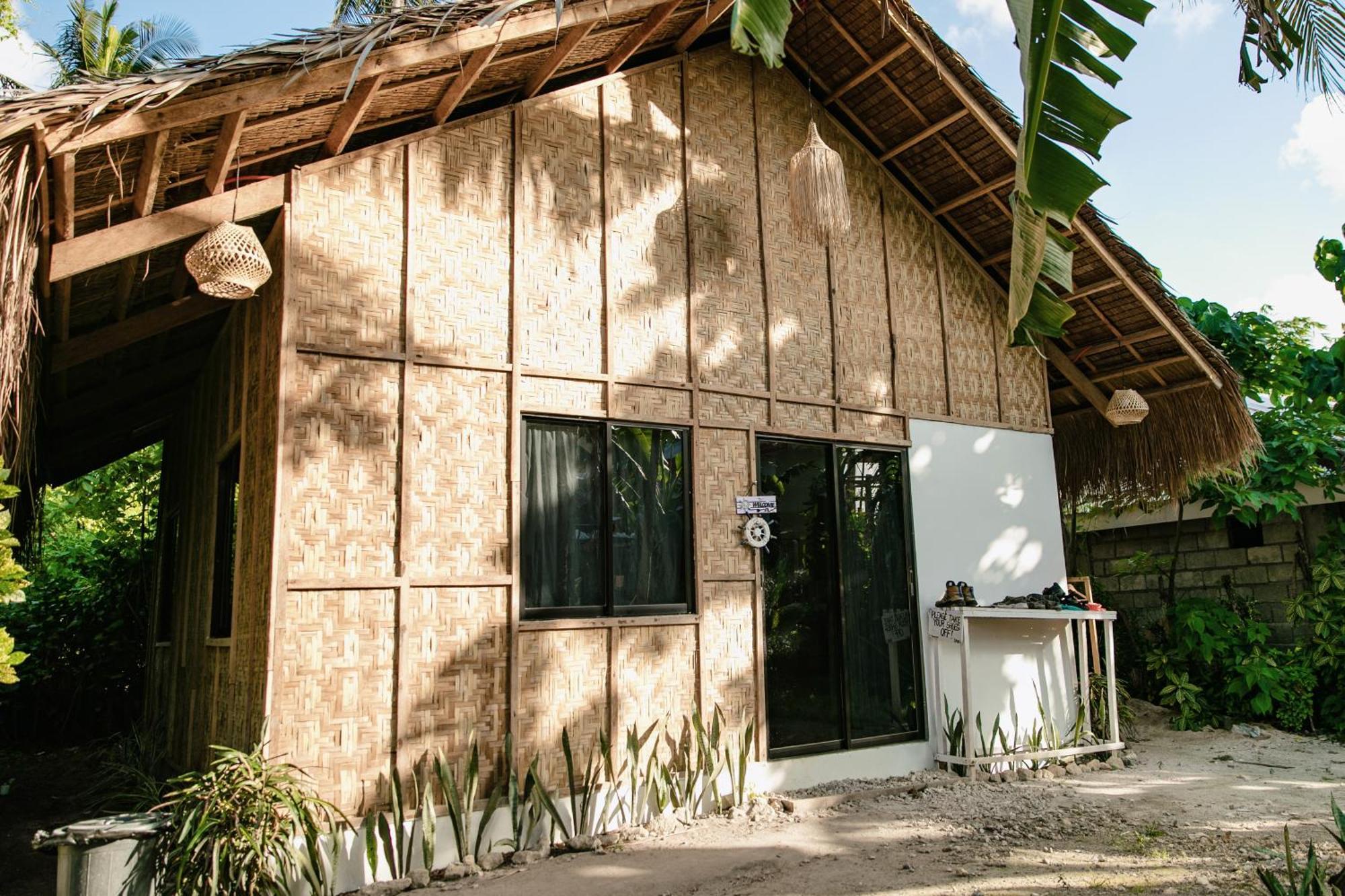 Ozen Freediving Hostel General Luna  Ngoại thất bức ảnh