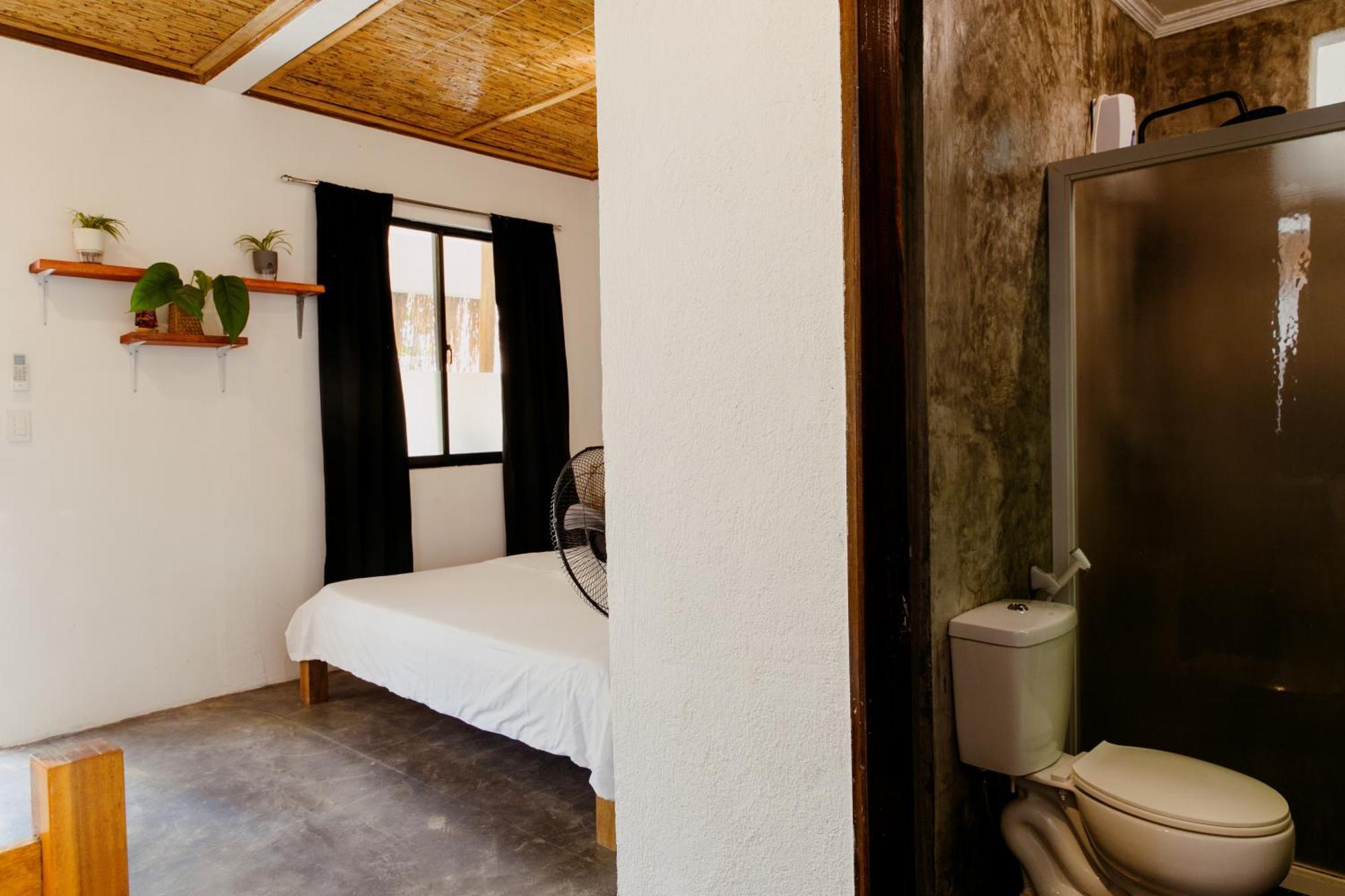 Ozen Freediving Hostel General Luna  Ngoại thất bức ảnh